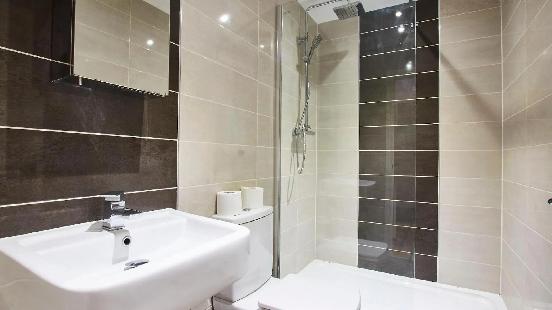 Central 3 Bedroom, En Suite - Perfect For Groups! Central Station Appartement