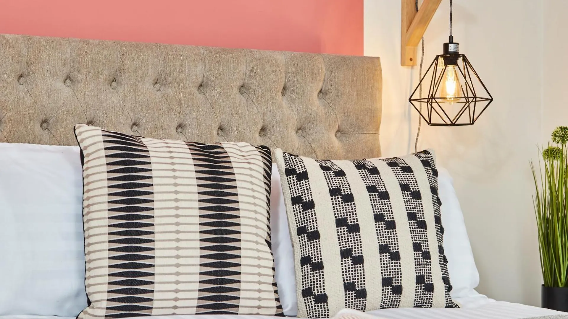 Central 3 Bedroom, En Suite - Perfect For Groups! Central Station شقة ليدز