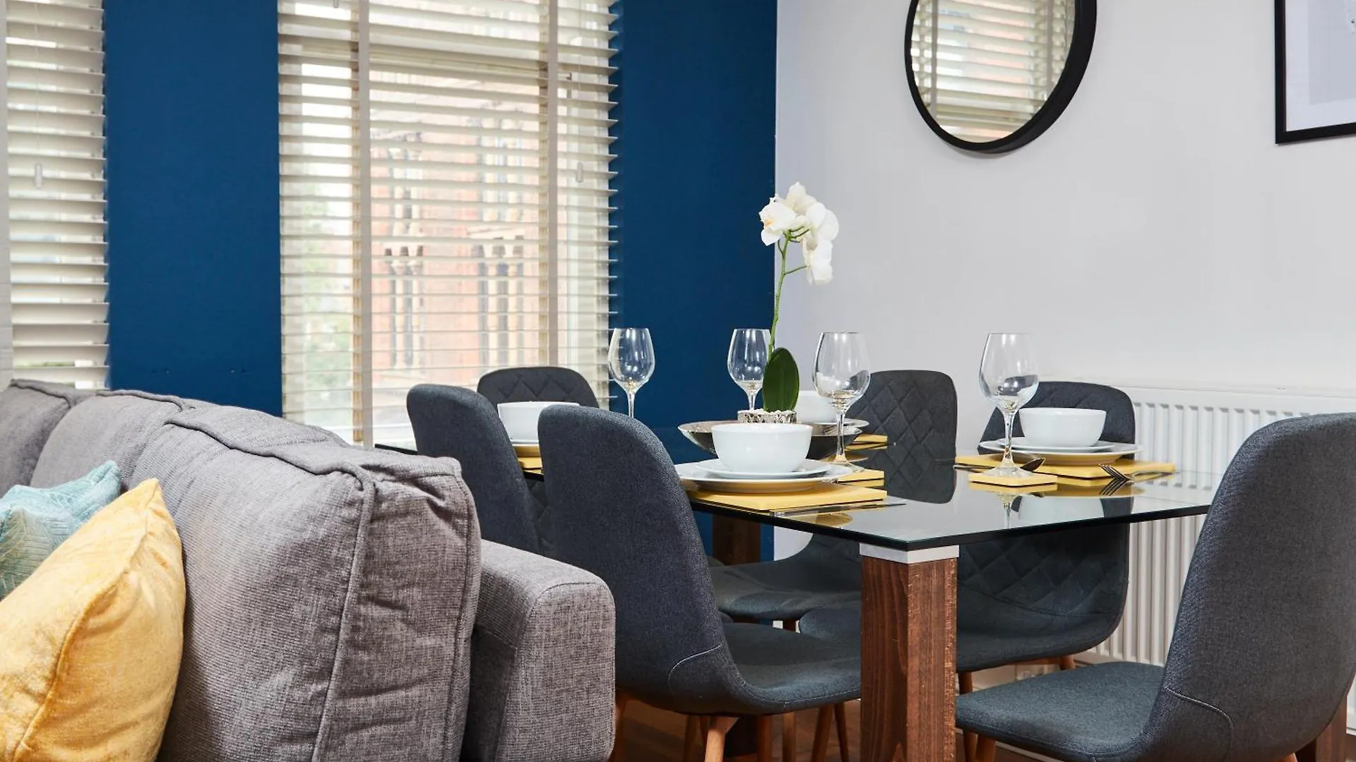 Central 3 Bedroom, En Suite - Perfect For Groups! Central Station شقة