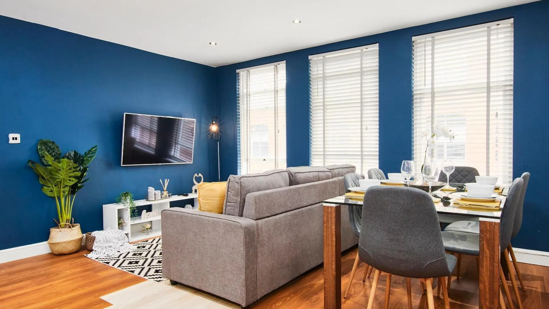 Central 3 Bedroom, En Suite - Perfect For Groups! Central Station
